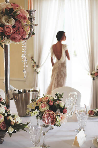 Wypożyczenie kandelabru z kulą kwiatową, Maria Antonina