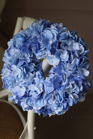 wianek na drzwi z niebieskich hortensji, Blue Beauty, śr.30cm 