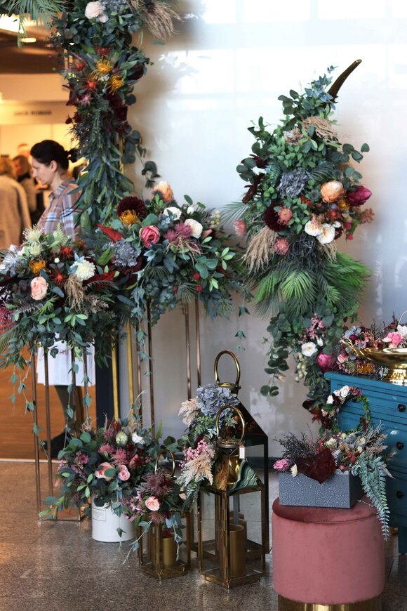 Jasmina, wypożyczenie dekoracji na ślub / wesele / rocznicę, komplet 16el.