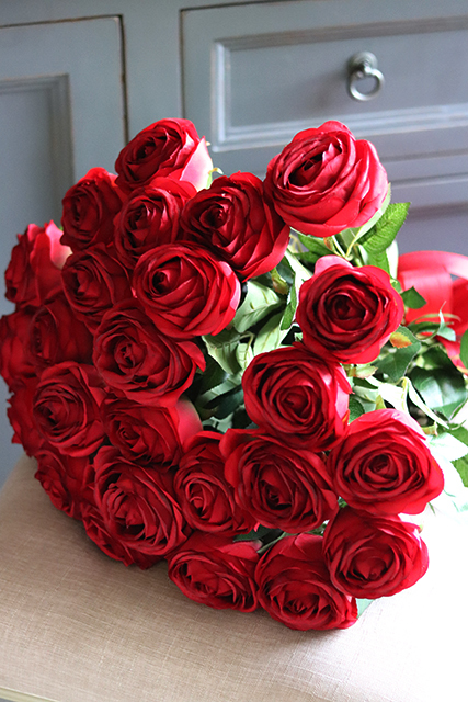 bukiet 25-ciu czerwonych róż, Love, wys. 60cm 