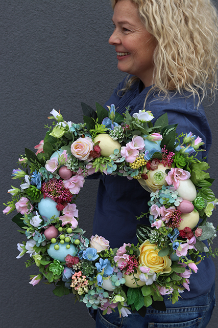 pastelowy wianek z ceramicznym jajek, Piękna Wiosna, śr.44cm