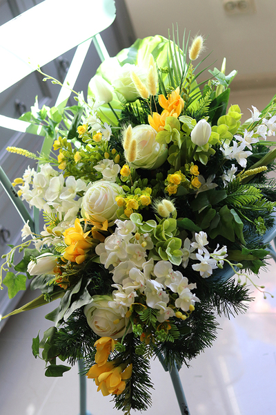 Dekana, wiosenna kompozycja nagrobna, dł.74cm