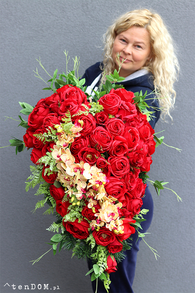 duża wiązanka nagrobna, Różane Serce 2, dł.72cm