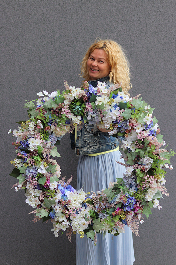 atrakcyjny  kwiatowy wianek, Czarująca Wiosna XXL, śr.80cm  