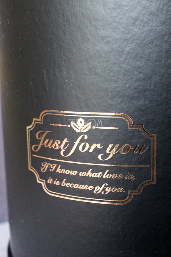 kompozycja kwiatowa / bukiet Flowerbox czarny XL wys.36cm