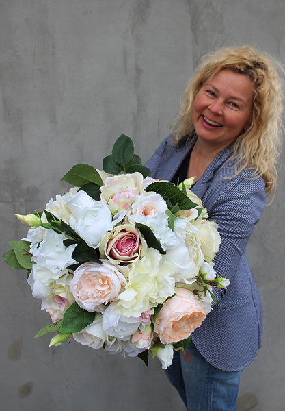 Wypożyczenie kuli kwiatowej, Maria Antonina