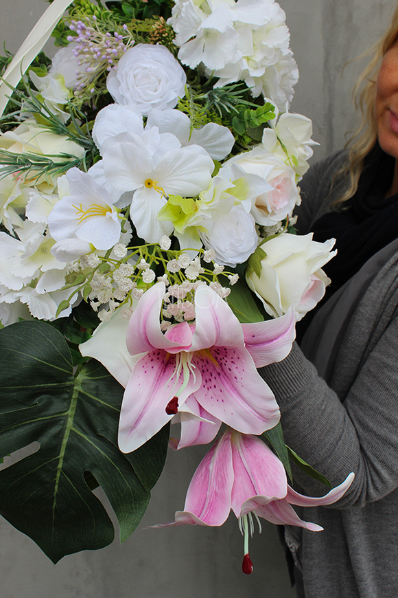 Lilia dekoracja / wiązanka nagrobna / bukiet wym.78cm 