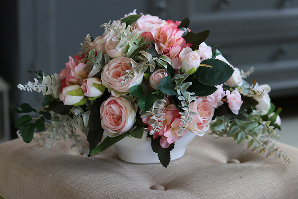 Lamona, niewysoka pastelowa kompozycja na stolik kawowy, wys. 23cm