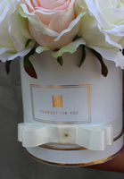 Roxy, ekskluzywny flowerbox, kompozycja kwiatowa, wys.28cm