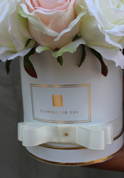 Roxy, ekskluzywny flowerbox, kompozycja kwiatowa, wys.28cm