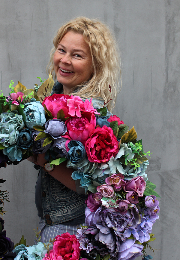 Caryca Katarzyna Pink&Violet, bardzo duży wianek na drzwi, śr.72cm 