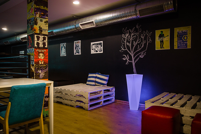 Rossa donica podświetlana 16kolorów + pilot 38x75cm