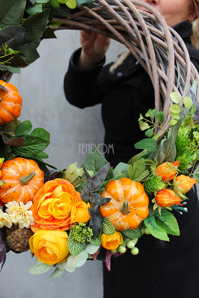 Dynie jesienna dekoracja / wianek na drzwi śr.46cm  