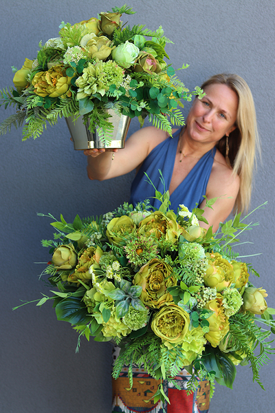 Janina Green&Gold, kompozycja z zielonych kwiatów, wym.42x55cm