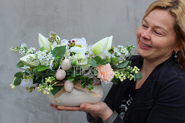 Ecru kompozycja wielkanocna, wys. 20 cm, dł. kompozycji 