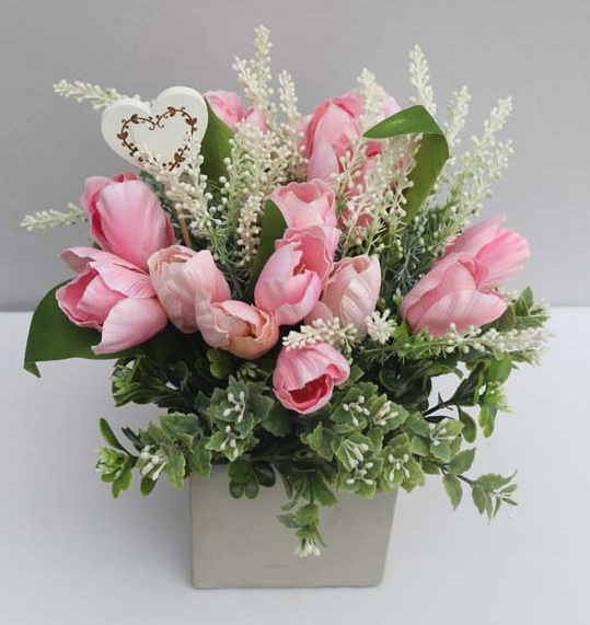 elegancka kompozycja kwiatowa, Wiosna na Różowo, wys.28cm