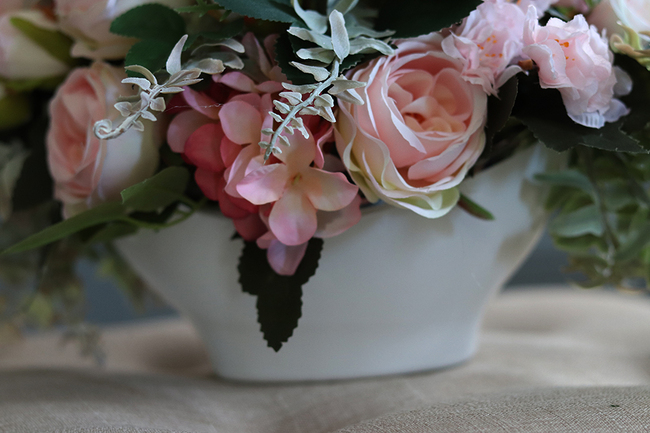 Lamona, niewysoka pastelowa kompozycja na stolik kawowy, wys. 23cm