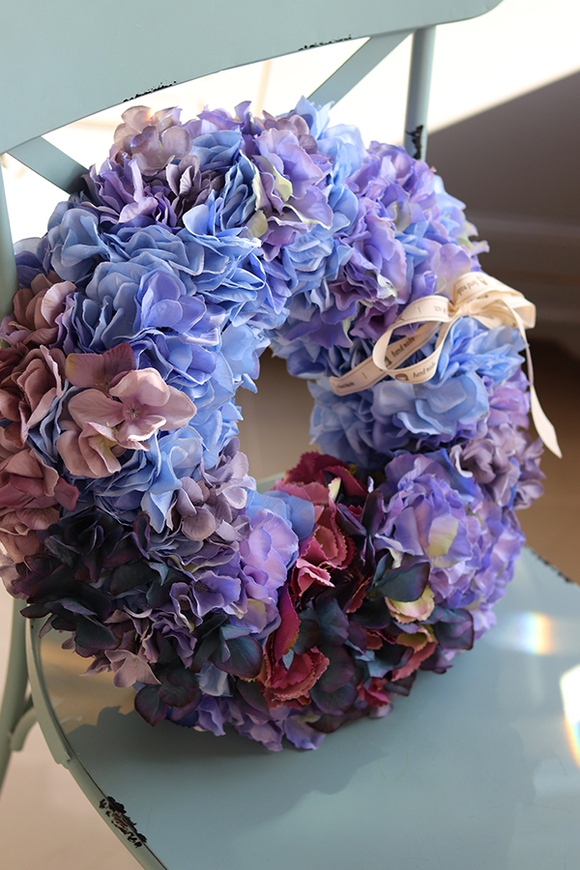Blue Motion, bogaty wianek z hortensji, śr.39cm