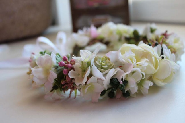 Salsa, komunijny kwiatowy wianek na głowę, roz. uniwersalny