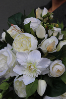 Legenda, kompozycja kwiatowa / bukiet, wym. 26x34x40cm