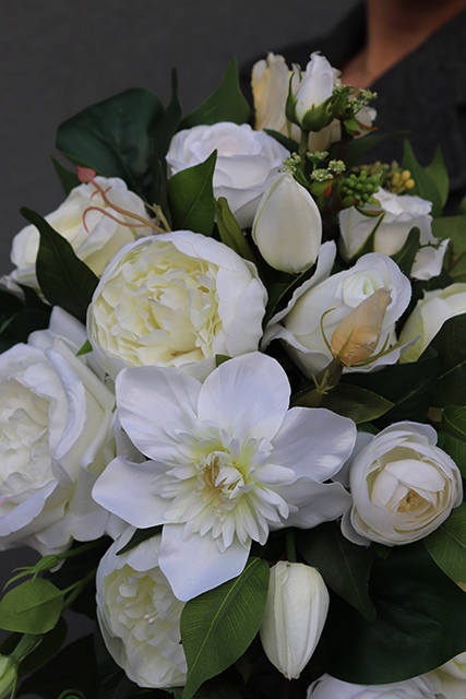 Legenda, kompozycja kwiatowa / bukiet, wym. 26x34x40cm