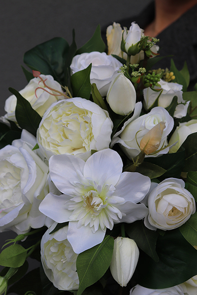 Legenda, kompozycja kwiatowa / bukiet, wym. 26x34x40cm