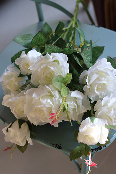 bukiet sztucznej róży na gałęzi, Blanco Panna, dł.72cm