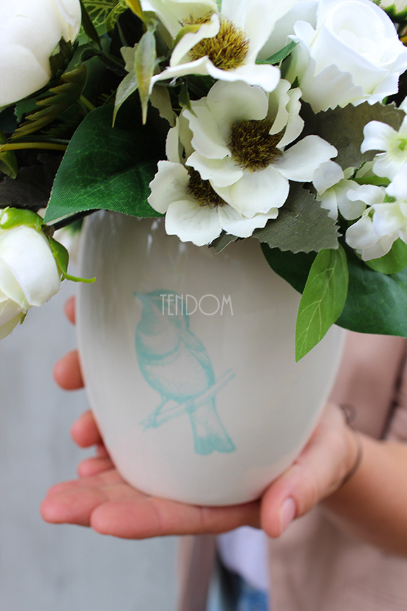 bukiet / kwiatowa kompozycja Niebieski Ptak, wys.25cm