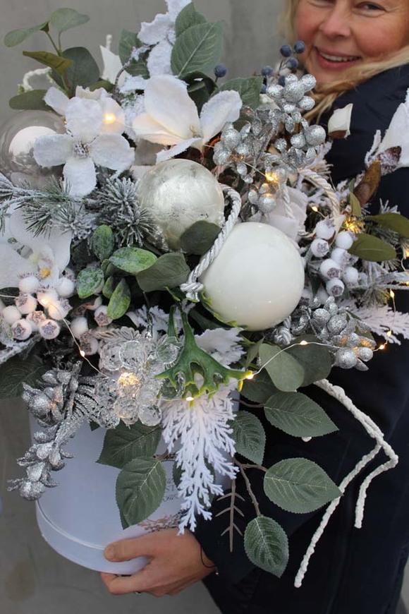 Mroźna Kraina, box świąteczny / stroik, wys.62cm