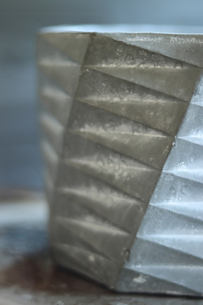 Alvaro, ceramiczna nieszkliwiona osłonka / donica , wym.12.5x14cm