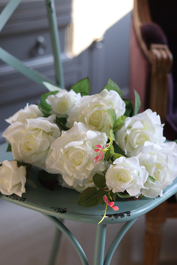 bukiet sztucznej róży na gałęzi, Blanco Panna, dł.72cm