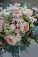 bardzo elegancka kompozycja kwiatowa, Czarowna Eligia, wys.28cm