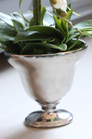 Srebrny Pałac 2, sztuczny storczyk w lustrzanej donicy, wys.70cm 