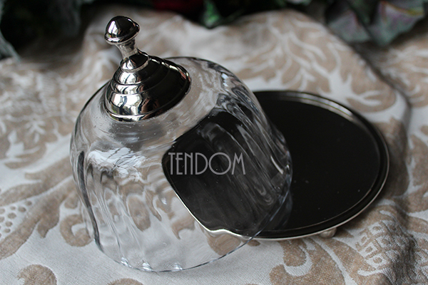 Glamour pojemnik z kloszem i lustrzaną podstawą, wym.11.5x12.5cm