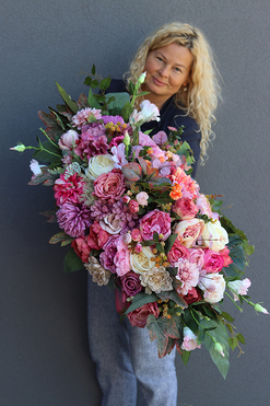 elegancka kompozycja nagrobna, Laos Della Black, wys.100x65x50cm