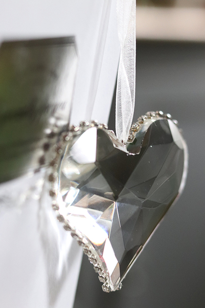 flowerbox z czerwonymi różami, Rosario Heart, wys.40cm 