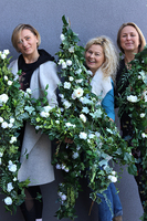 Agnes, elegancka girlanda z białymi kwiatami, dł.2m