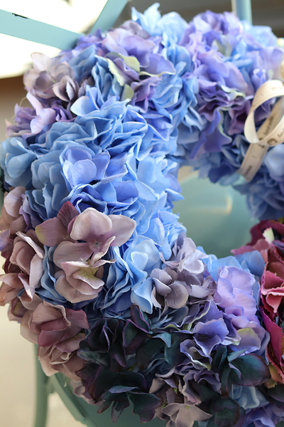 Blue Motion, bogaty wianek z hortensji, śr.39cm