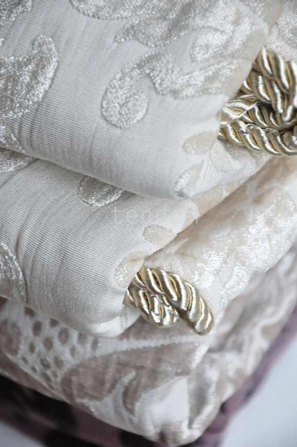 obrus Residence Pearl 140x140cm