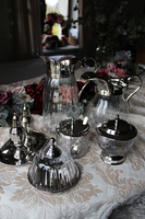 Glamour pojemnik z kloszem i lustrzaną podstawą, wym.11.5x12.5cm