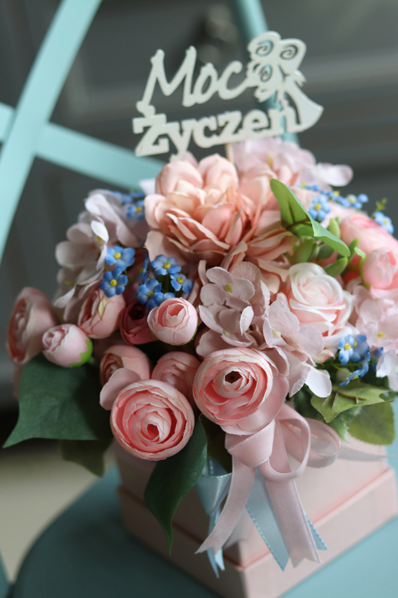 elegancki flowerbox z napisem, Sweet Candy, wys.23cm