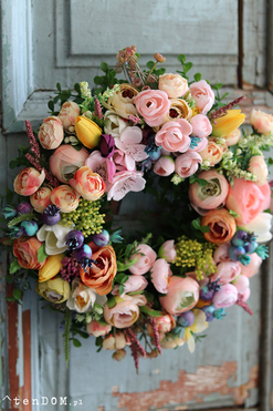 barwny kwiatowy wianek z jagodami, Georina, śr.30cm  