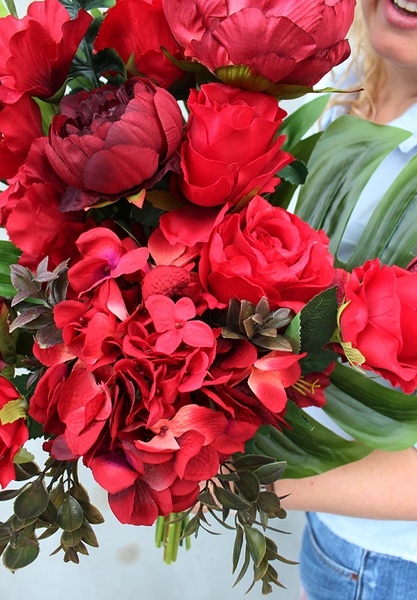 bukiet / dekoracja nagrobna Ekskluzywna Czerwień, dł.65cm