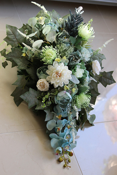 błękitna kompozycja nagrobna, Blumallo, dł.67cm