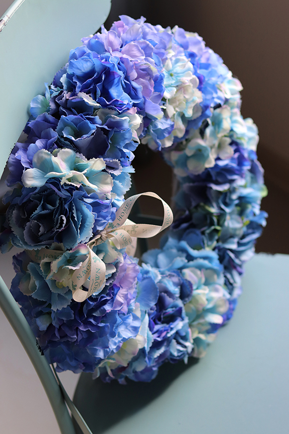 Blue Fellena, bogaty wianek z hortensji, śr.41cm