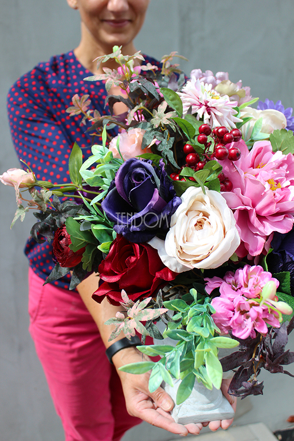 kompozycja kwiatowa / bukiet England nr6, wys.50cm,śr.36cm