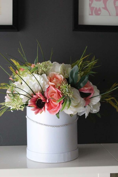 Claribel, kompozycja kwiatowa, flowerbox, wys.34cm