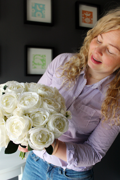 bukiet Białe Róże wys. ok. 25cm