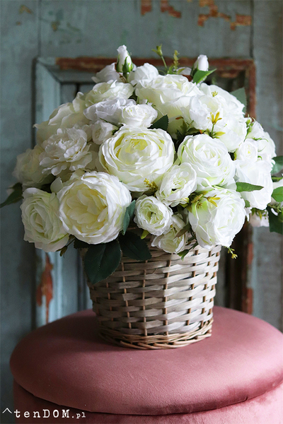 kosz pełen białych kwiatów Dorotea, wym.37x35cm 