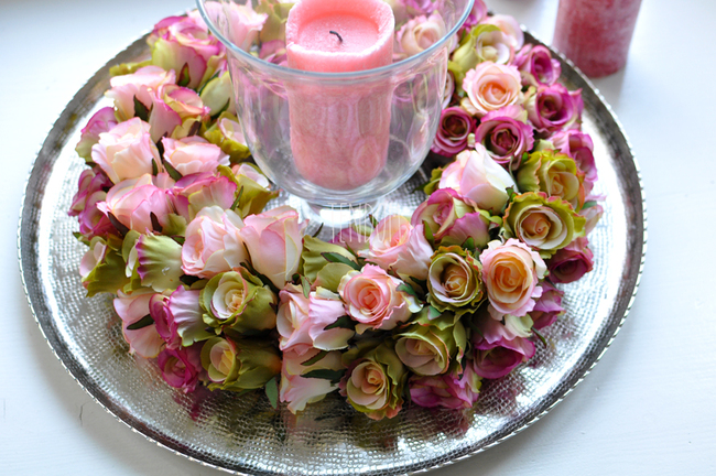 piękny wianek na drzwi Roses mniejszy, śr.33cm  